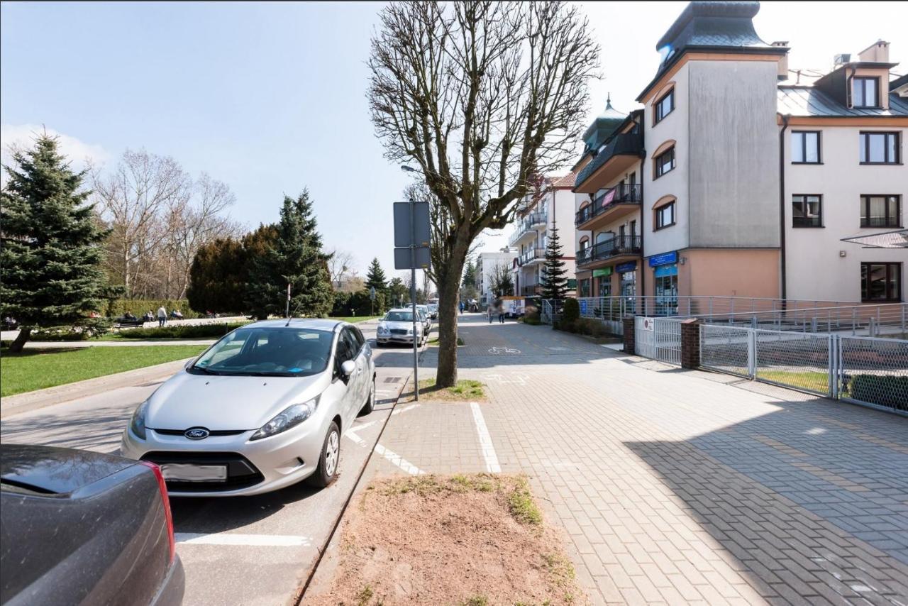 Sloneczny Apartament Przy Promenadzie 斯维诺乌伊希切 外观 照片